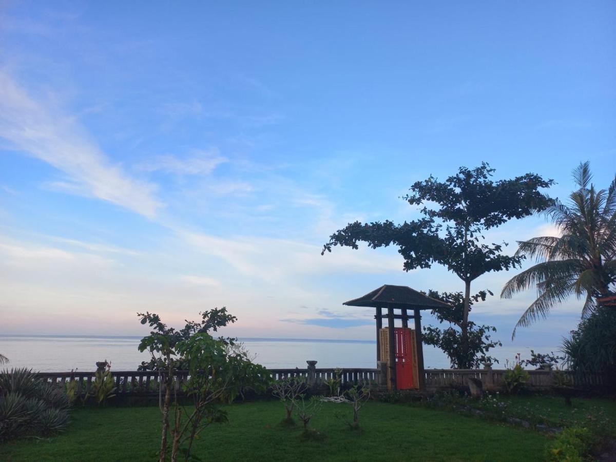 Bali North Beach B&B Tianyar Exterior foto